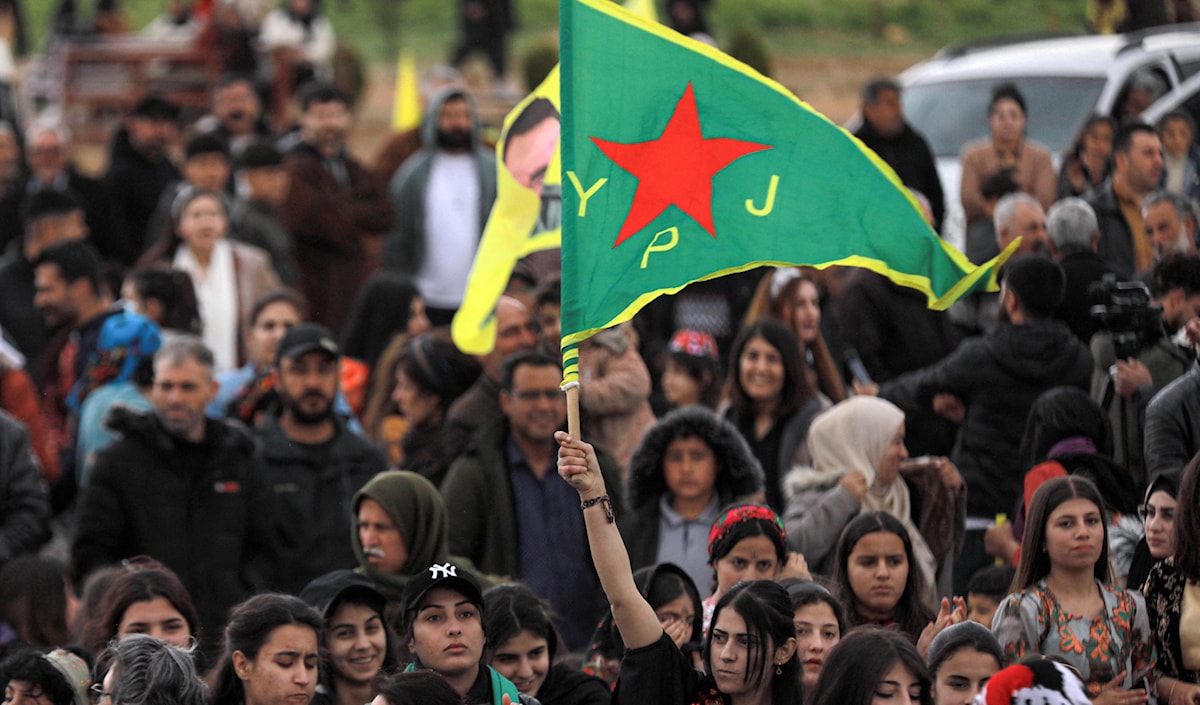 تأجّل المؤتمر القومي الكردي الذي كان من المقرر أن يُعقد عشية عيد النوروز للإعلان عن اتفاق تاريخي كردي في سوريا (أ ف ب)