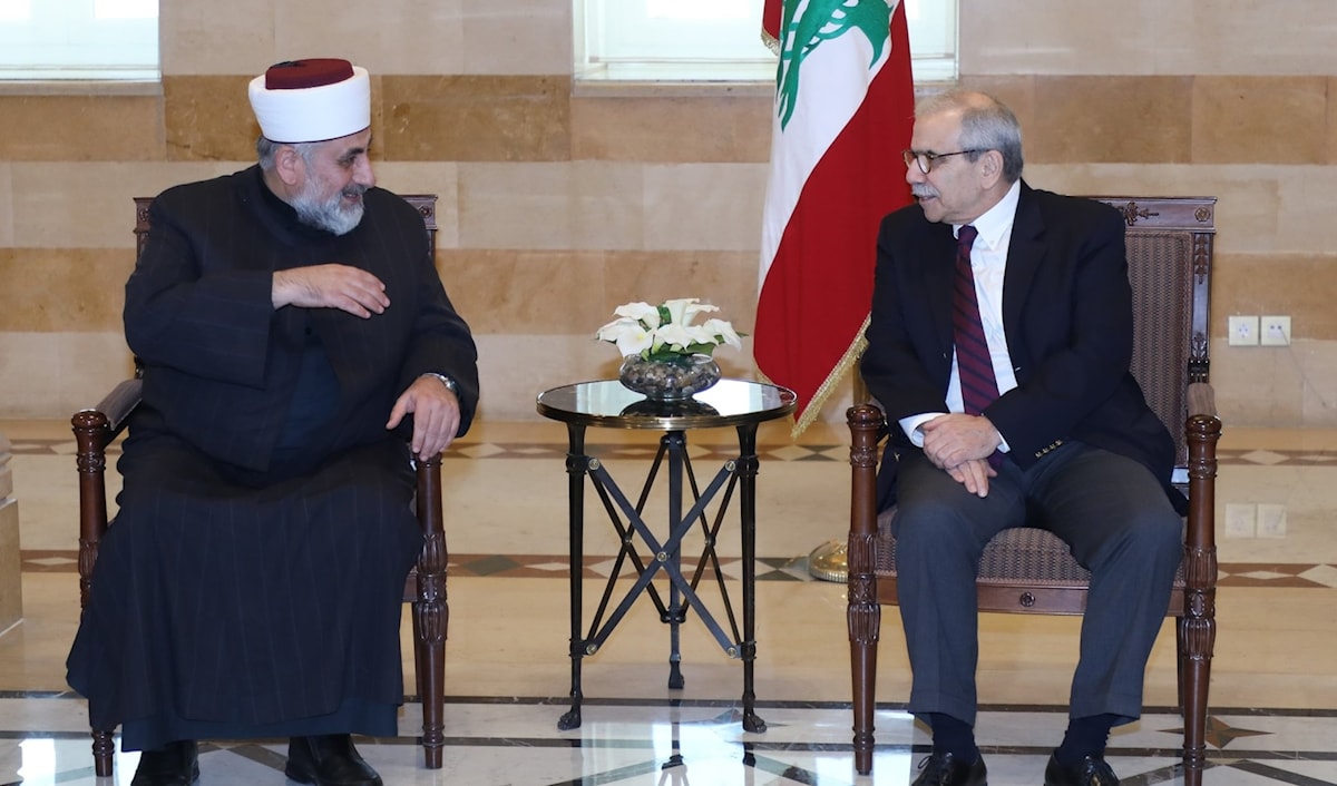 سلام مستقبلاً رئيس الطائفة العلوية الشيخ علي قدور (رئاسة الوزراء)