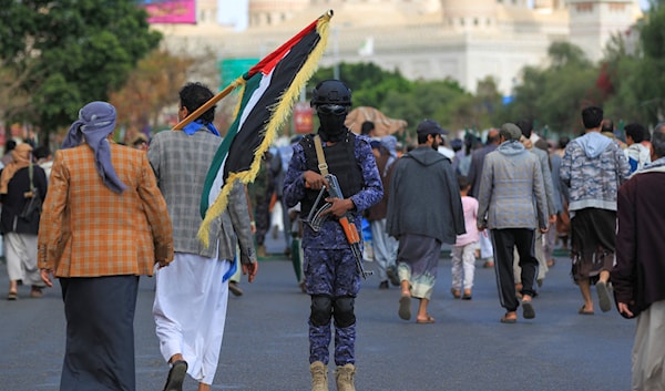 قد يتحوّل التورط العسكري في الجبهة اليمنية إلى مستنقع استنزاف جديد يفرض على واشنطن إعادة النظر في حساباتها الإقليمية (أ ف ب)