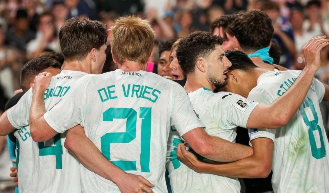 فازت نيوزيلندا على كاليدونيا الجديدة (3-0).
