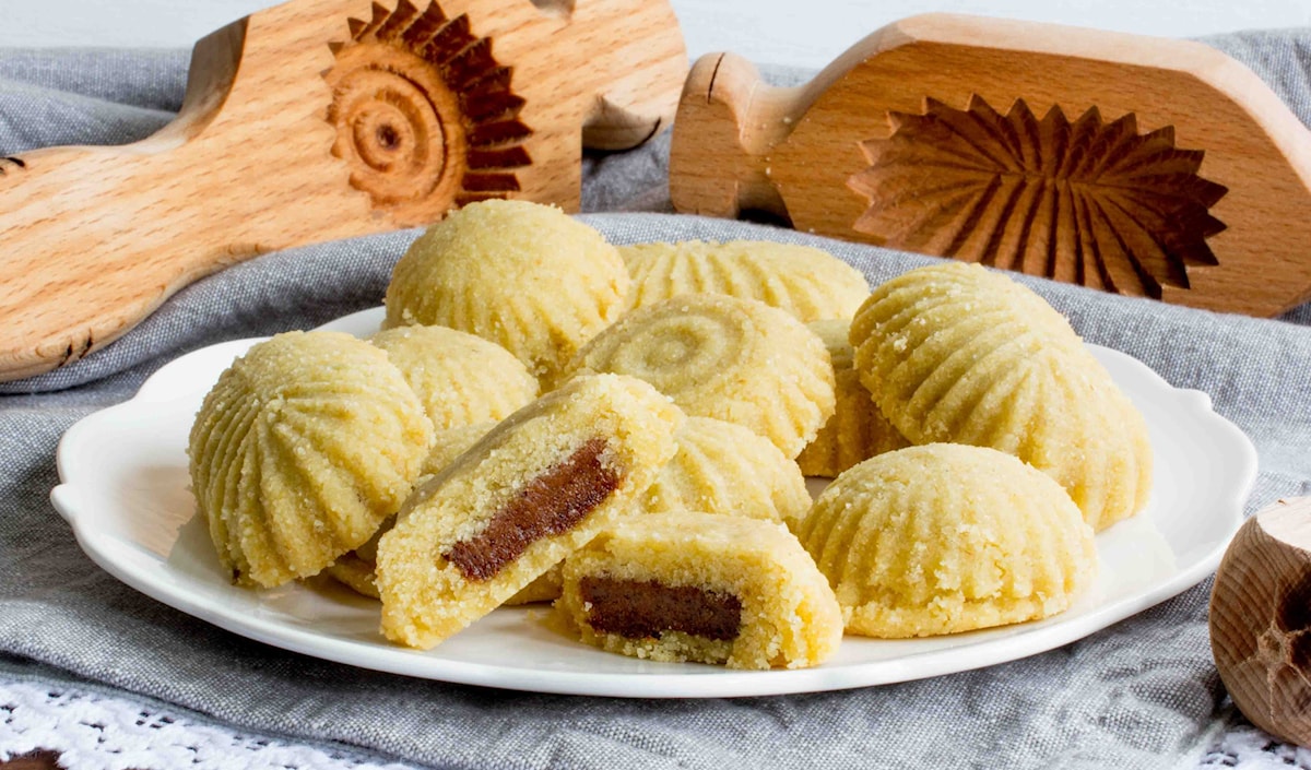 حلويات العيد غنية بالسعرات الحرارية.