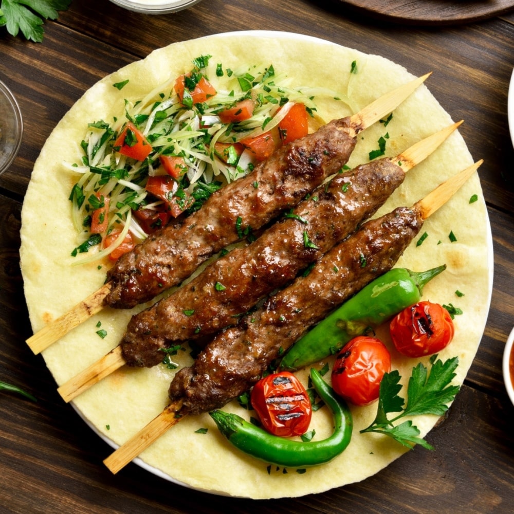 يُنصح بتناول وجبات صغيرة عدة.