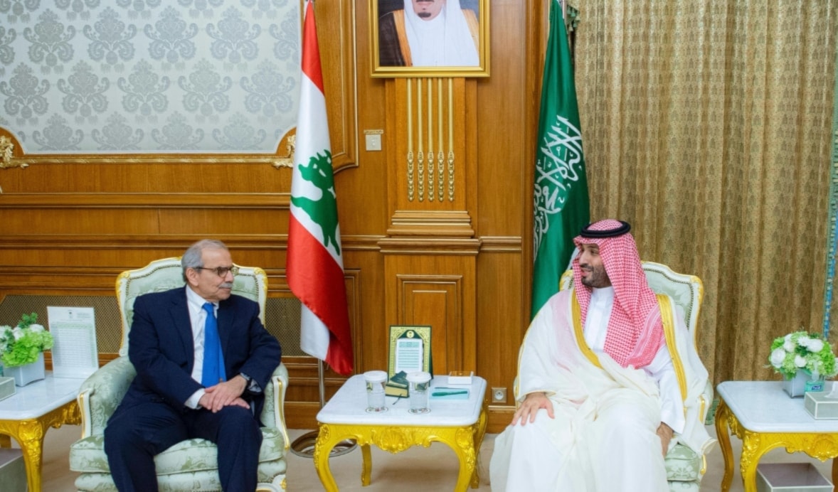 سلام يبحث مع بن سلمان الأوضاع في لبنان والمنطقة