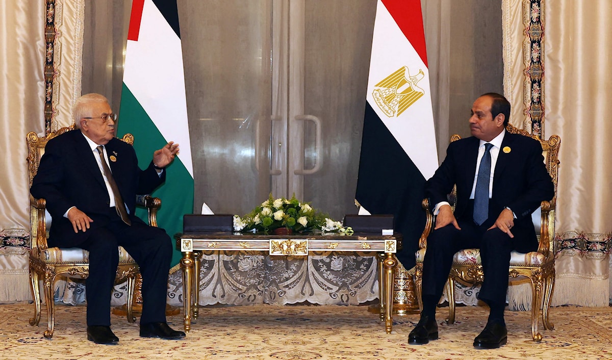 أشاد الرئيس الفلسطيني محمود عباس بـ«الخطة المصرية الفلسطينية العربية» لإعادة إعمار قطاع غزة (أ ف ب)