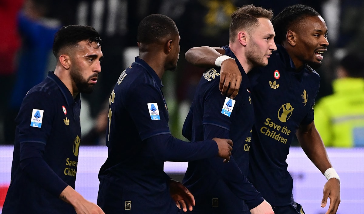 أثارت خسارة «اليوفي» في الكأس أمام فريق يقبع في منطقة الهبوط بالدوري ويعاني من غيابات عدة غضب الجماهير (أ ف ب)