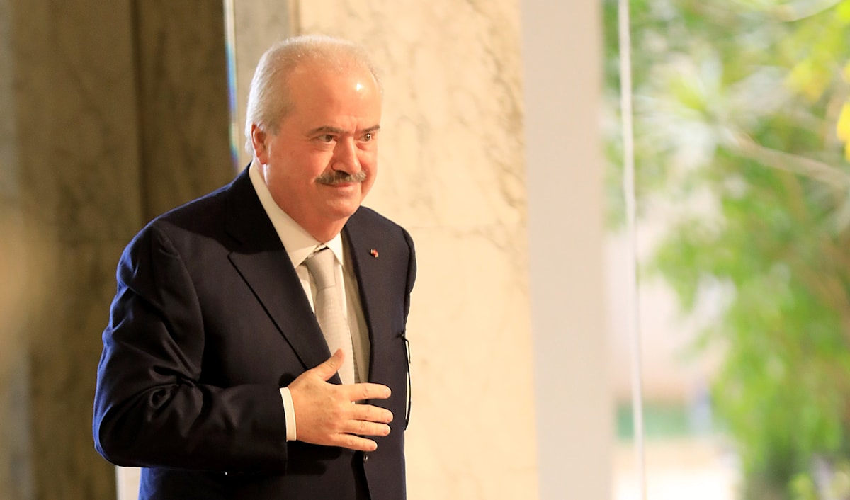وزير المالية ياسين جابر قبيل جلسة مجلس الوزراء في بعبدا (هيثم الموسوي)