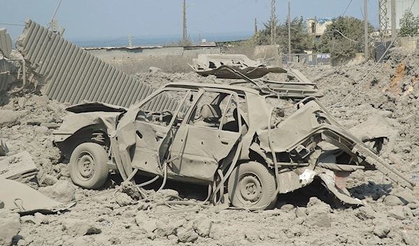 سيارة مدنية استهدفها الاسرائيليون في تموز 2006