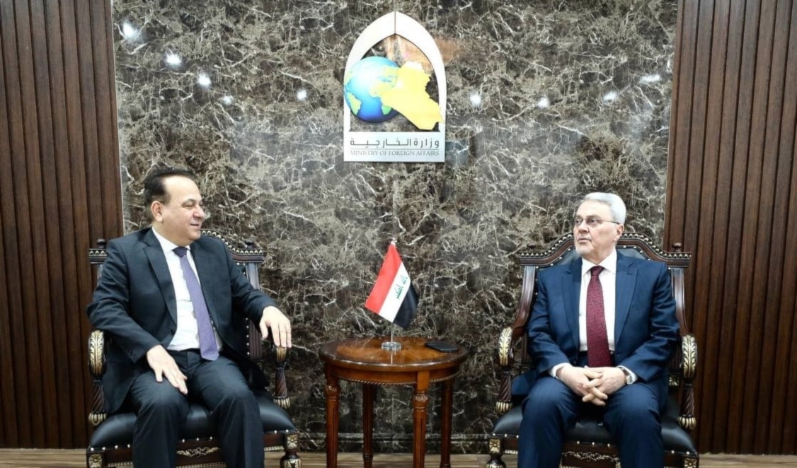أكد السفير اللبناني «عمق العلاقات الأخوية التي تجمع البلدين» ووعد بنقل موقف الوزارة إلى رئيس الجمهورية (واع)