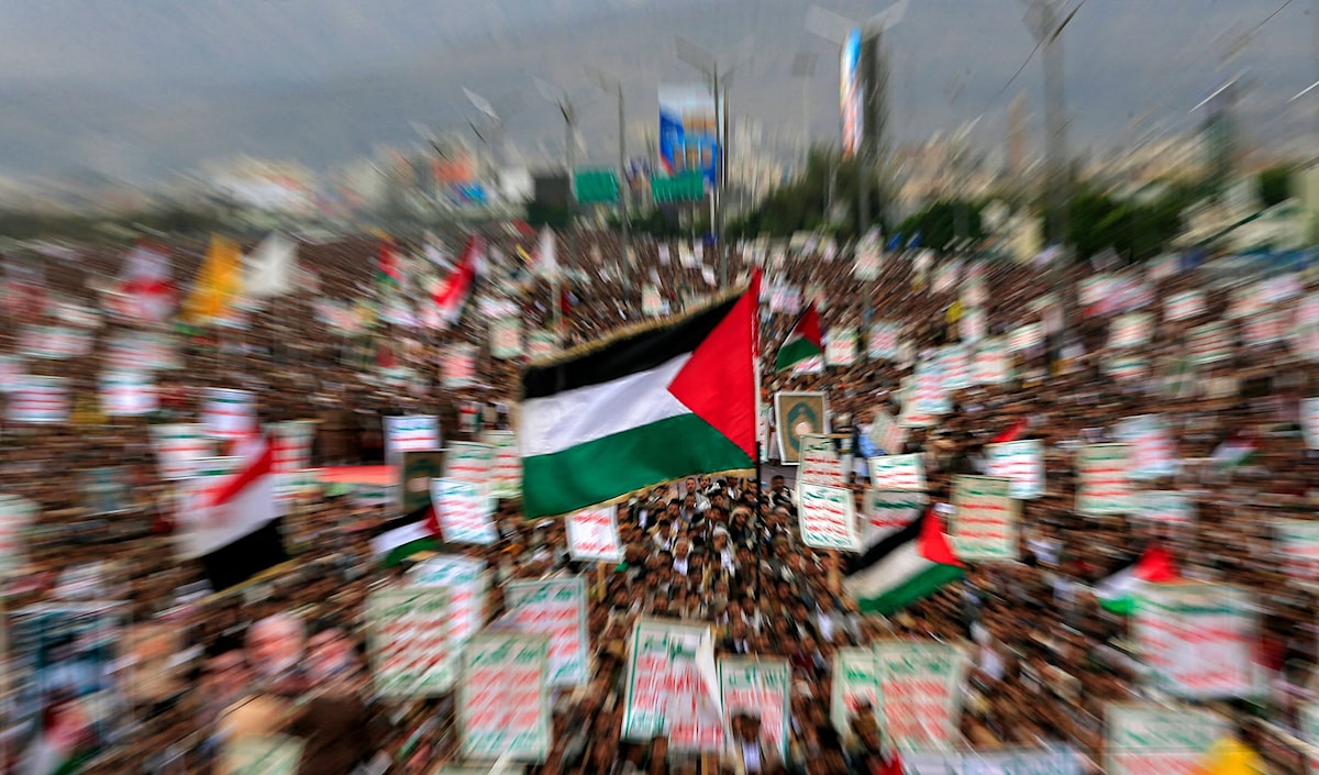 أكد سريع أن اليمن «لن يتراجع عن الاستمرار في عملياته الإسنادية للشعب الفلسطيني» (أ ف ب)