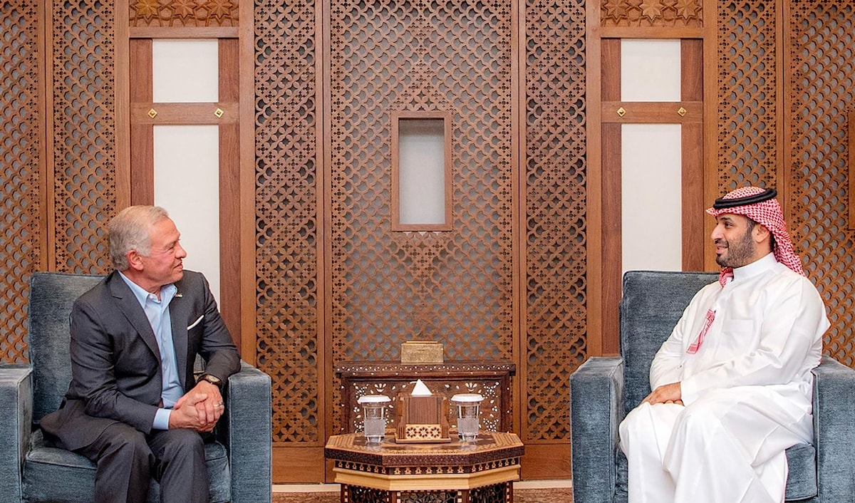 عبدالله الثاني في ضيافة ابن سلمان في جدة (أ ف ب)