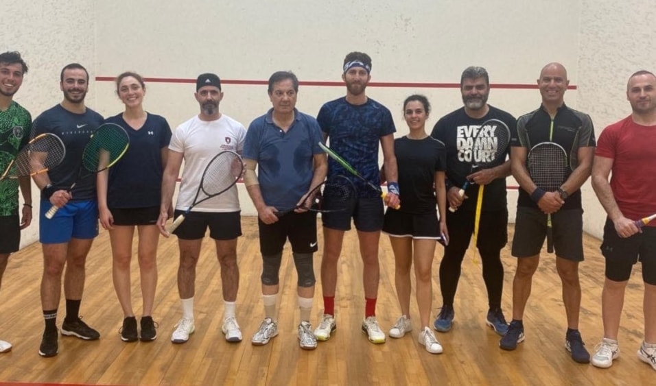 نظمت البطولة على ملاعب الجامعة الامريكية