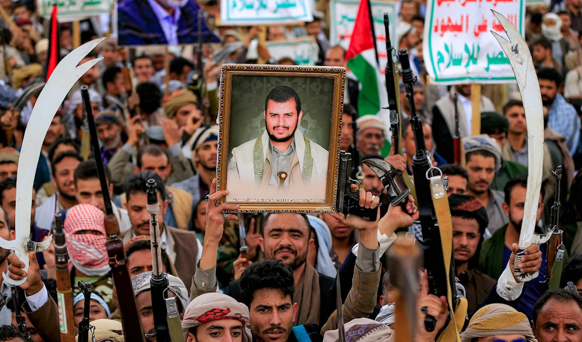 يؤكد اليمن أن قرار الدفاع عن غزة «ليس تكتيكياً أو عبثياً» بل جزء من إستراتيجية ردع إقليمي جديدة (أ ف ب)