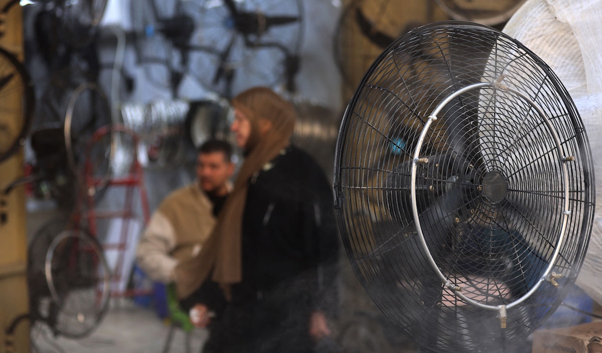 يرتبط ملف التحويلات المالية والمصارف، بشكل كبير، بالمفاوضات الجارية (أ ف ب)