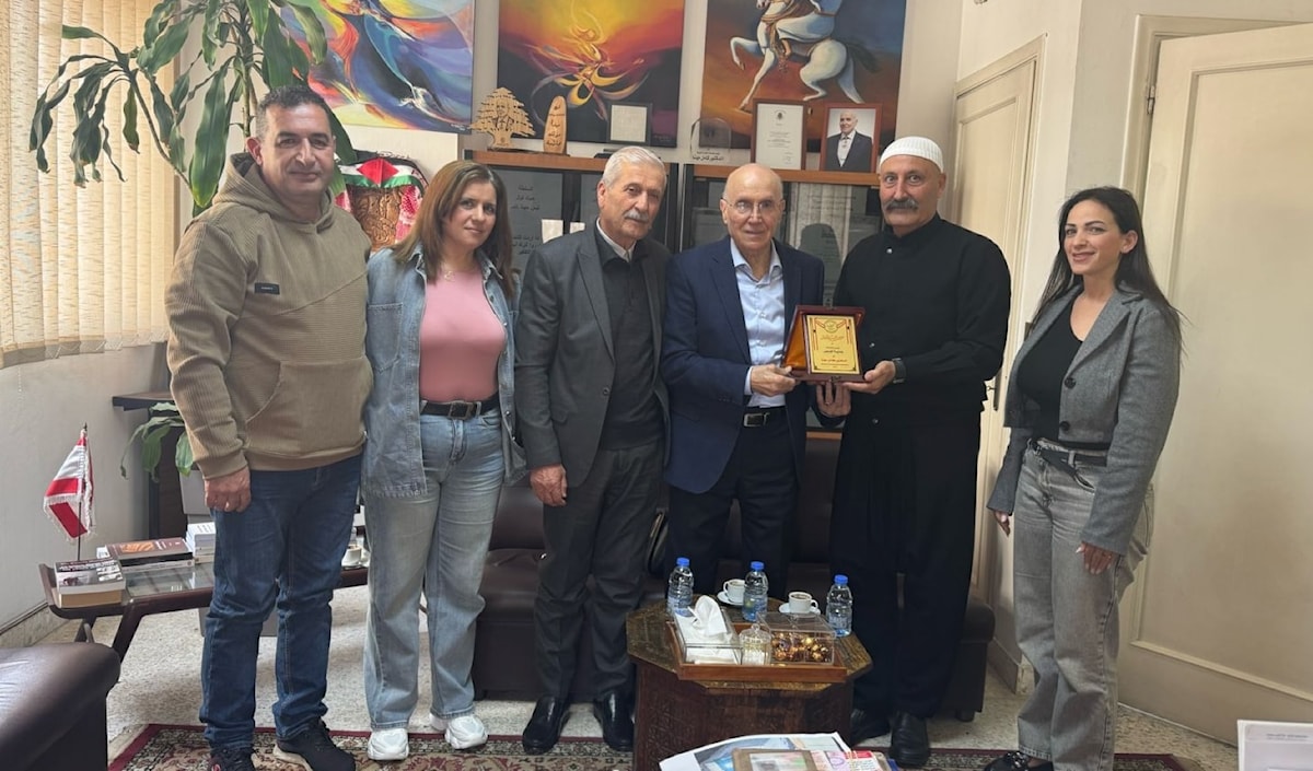 الفرديس تكرّم مهنا