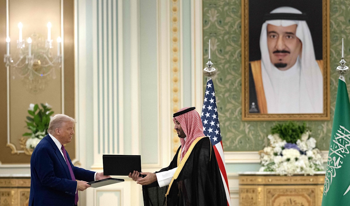 ابن سلمان يشتري بصفقات السلاح تبنياً أميركياً لحكمه (أ ف ب)