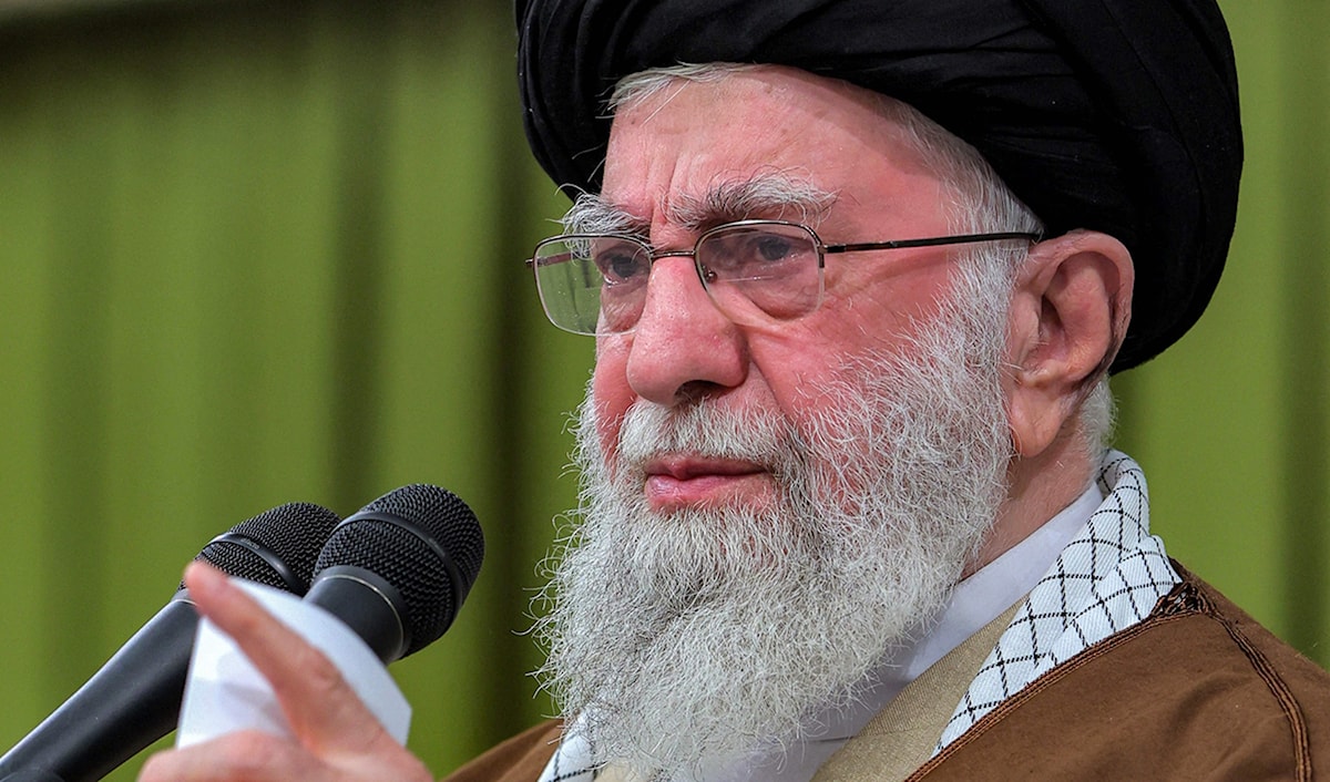 أعلن خامنئي أنّه «سنواصل تعزيز قوتنا وقوة بلدنا يوماً بعد يوم» (أ ف ب)