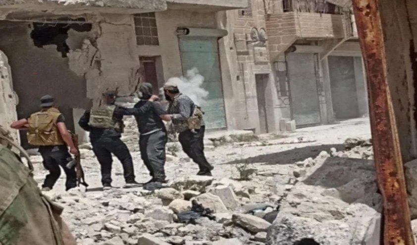 صورة متداولة لعملية الأمن العام ضد خلية «داعش» (من الويب)
