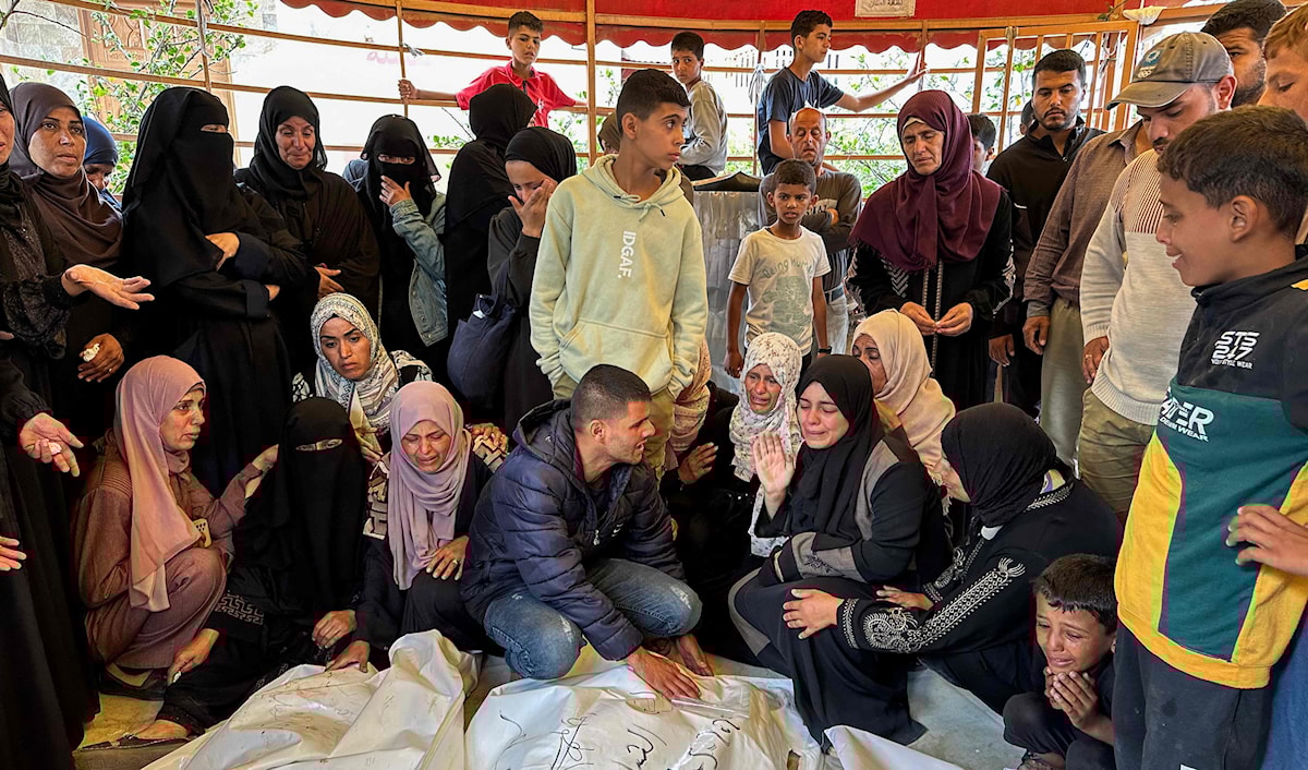 حذّر قادة فرنسا وبريطانيا وكندا من أنهم لن يقفوا «مكتوفي الأيدي» إزاء «الأفعال المشينة» لحكومة الاحتلال الإسرائيلي في غزة (أ ف ب)