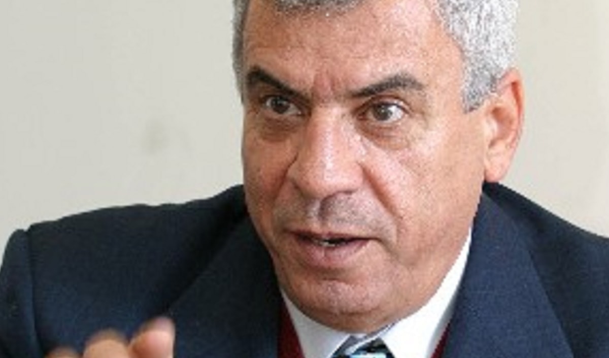محمد علي مقلد... «في نقد الحرب الأهلية»
