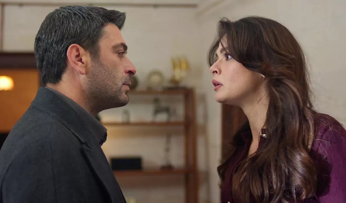 مشهد من مسلسل «المدينة البعيدة»