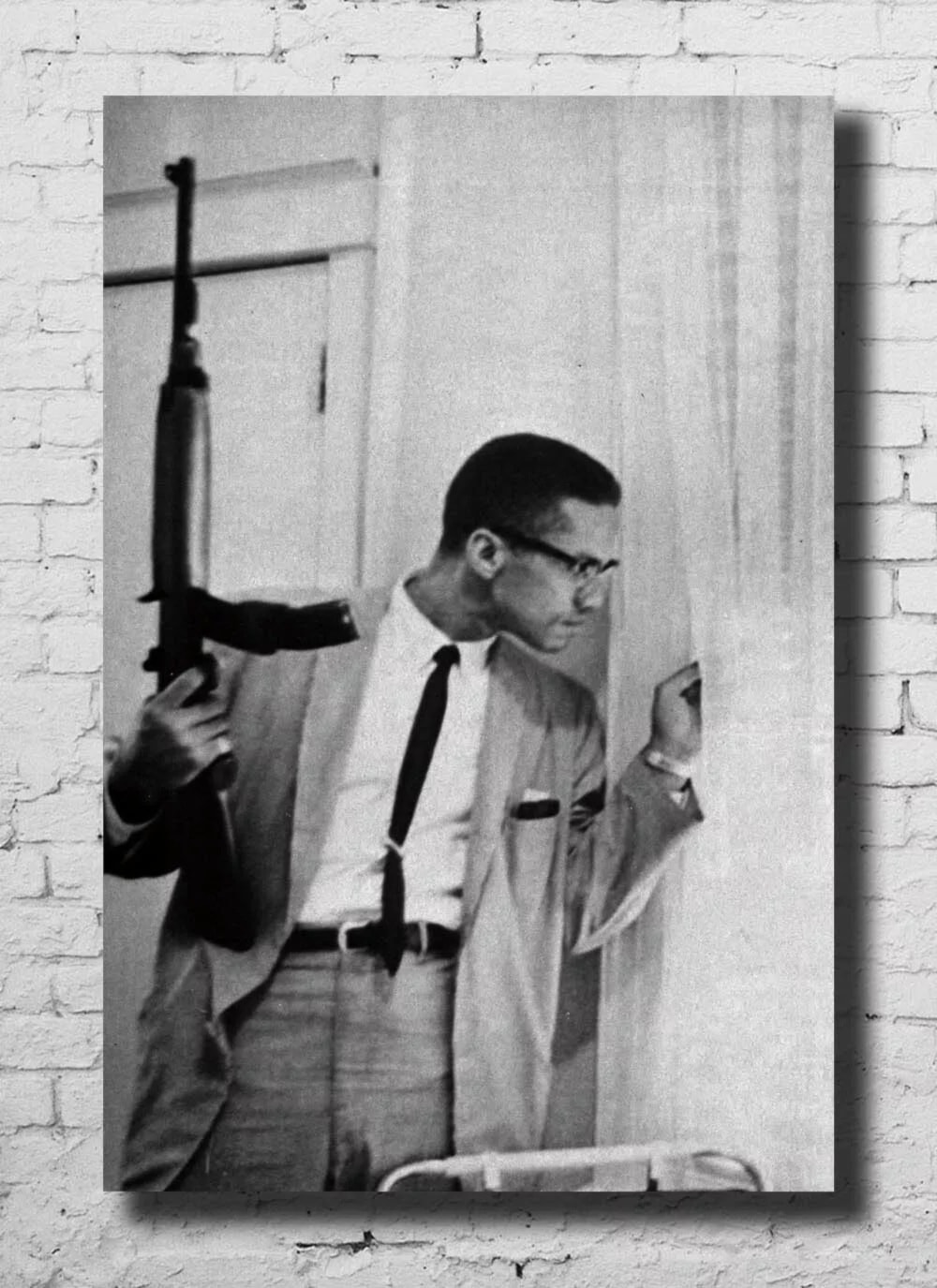 لا ثورة سلمية. لا ثورة تدير الخدّ الأيسر. لا شيء اسمه ثورة غير عنيفة (م.ا)