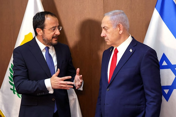 نتنياهو خلال لقاء بالرئيس القبرصي، نيكوس كريستودوليدس، في القدس المحتلة (أ ف ب)