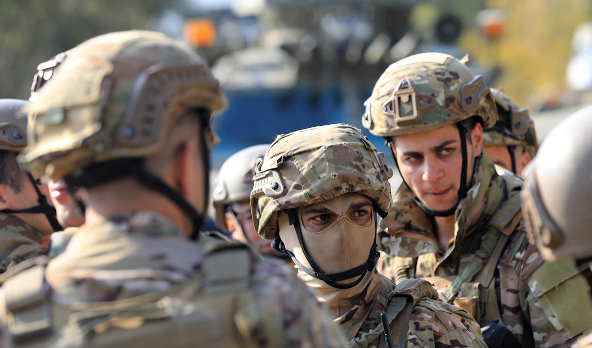 سلّمت «حماس» الجيش اللبناني فلسطينيين مشتبهاً فيهما بعملية إطلاق الصواريخ (هيثم الموسوي)