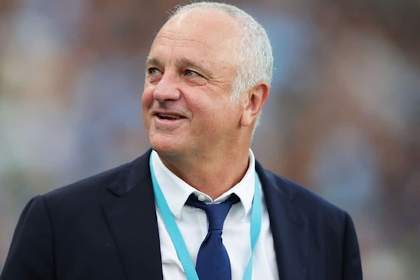 سيقود أرنولد (61 عاماً) منتخب العراق في مباراتيه المهمتين أمام كوريا الجنوبية والأردن في حزيران المقبل (ويب)