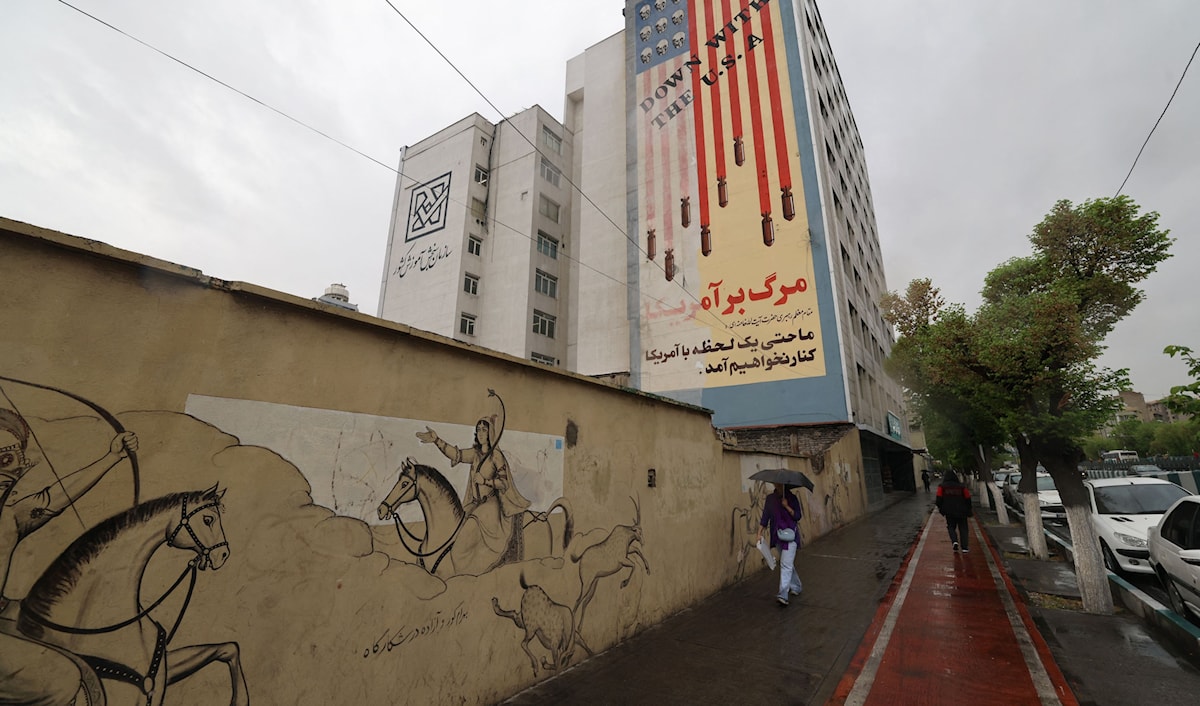 أثارت التقارير التي تحدّثت عن قرار ترامب استخدام تسمية «الخليج العربي» بدلاً من «الخليج الفارسي»، جدلاً واسع النطاق (أ ف ب)