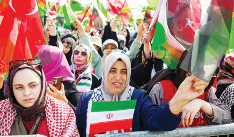 أثيرت مجدّداً مسألة استخدام الولايات المتحدة رادار «كوريجيك» قرب مالطا، لتقديم معلومات استخبارية إلى إسرائيل  (أ ف ب)