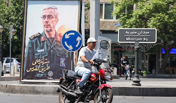 رأى فريدمان أنّ «فشل إسرائيل في إسقاط النظام الإيراني، واحتفاظه بقدرته على إعادة بناء برنامجه النووي» قد يعني دخول إسرائيل في «حرب استنزاف» (أ ف ب)