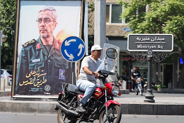 رأى فريدمان أنّ «فشل إسرائيل في إسقاط النظام الإيراني، واحتفاظه بقدرته على إعادة بناء برنامجه النووي» قد يعني دخول إسرائيل في «حرب استنزاف» (أ ف ب)
