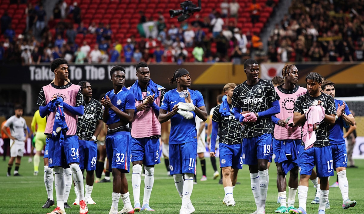 استهلَّ تشيلسي مباراته الافتتاحية بفوزٍ 2-0 في ملعب مرسيدس بنز في أتلانتا بحضور 22 ألف مشجع فقط.