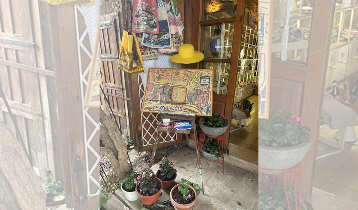 سوق جبيل يزدان بالألوان