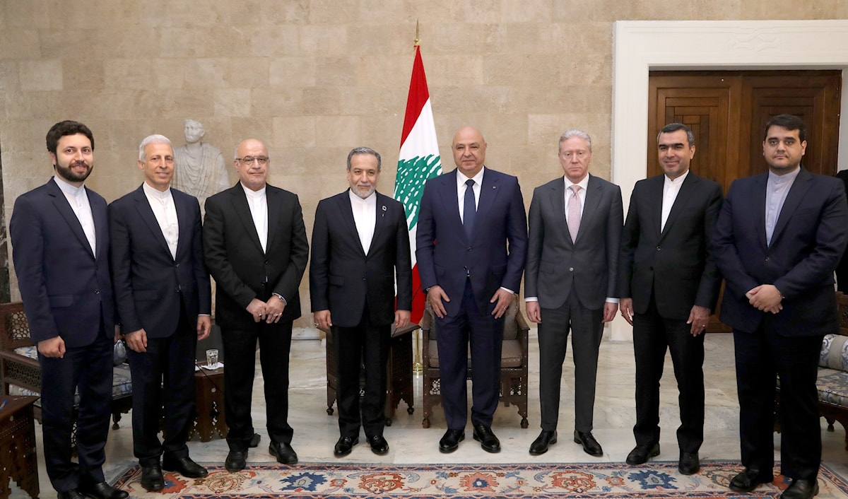 قال عون إن لبنان يتطلع الى تعزيز العلاقات مع ايران (من الويب)