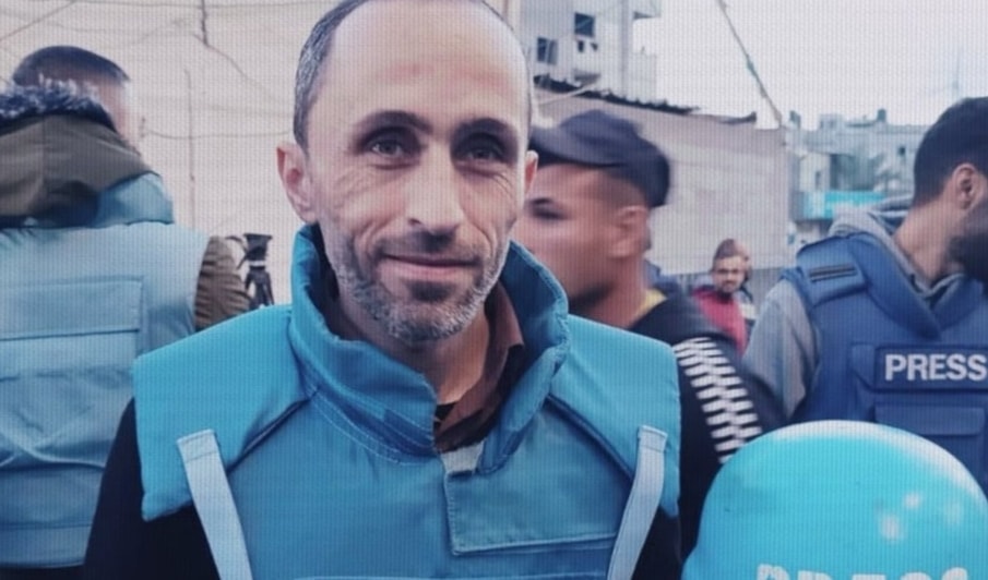 منعت الشبكة البريطانية الناطقة بالعربية ظهور الصحافي الفلسطيني أحمد الاغا