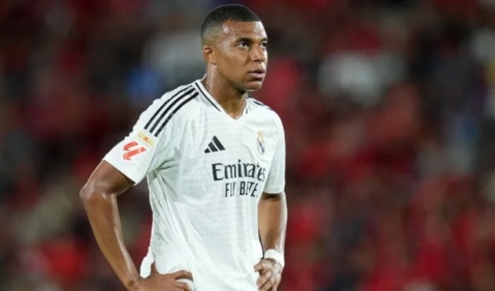 لم يُحرز ابن السادسة والعشرين أي لقب مع ريال مدريد هذا الموسم، في سابقة لم تحصل منذ أربع سنوات للنادي الملكي.