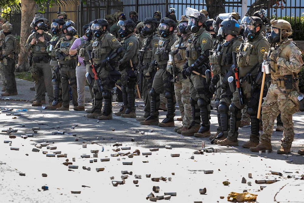 أعلن ترامب السيطرة الفدرالية على جيش ولاية كالفورنيا (أ ف ب)