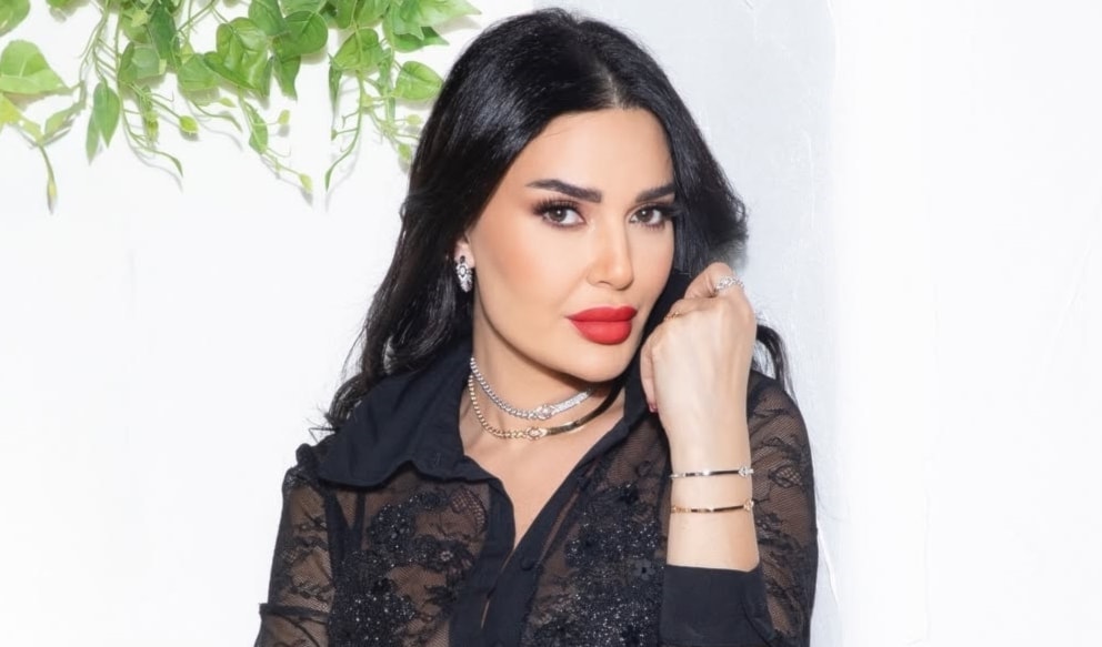 تحضر الممثلة سيرين عبدالنور والممثل السوري أنس طيارة لتصوير مسلسل يحمل اسم «تيكتاك»