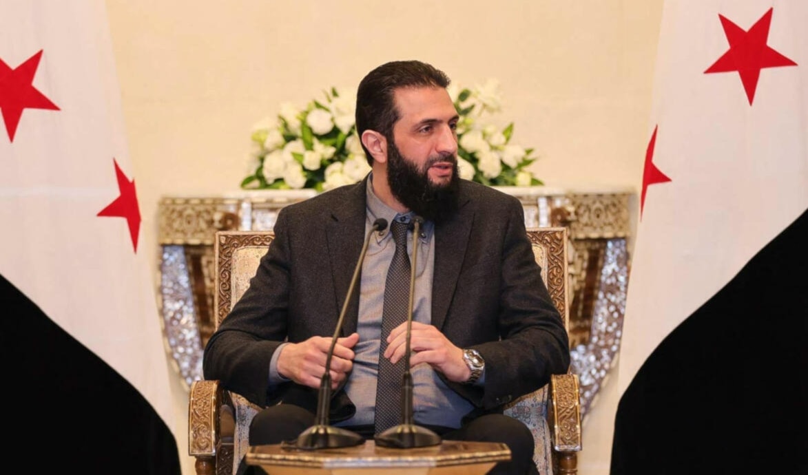 مصدر دبلوماسي لـ«فرانس برس»: الشرع لن يشارك في الاجتماع الثنائي (أ ف ب)