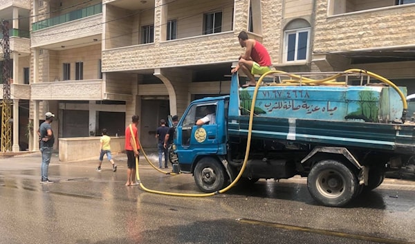 (الأخبار)