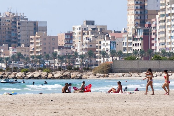 شو بتحسّ لما تطلع بالبحر؟