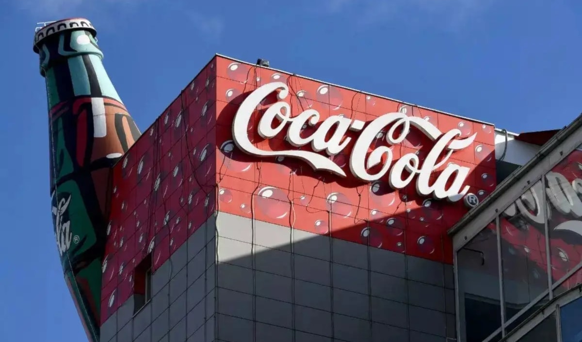 يتكوّن كل من السكروز والـ HFCS من الفركتوز والغلوكوز.