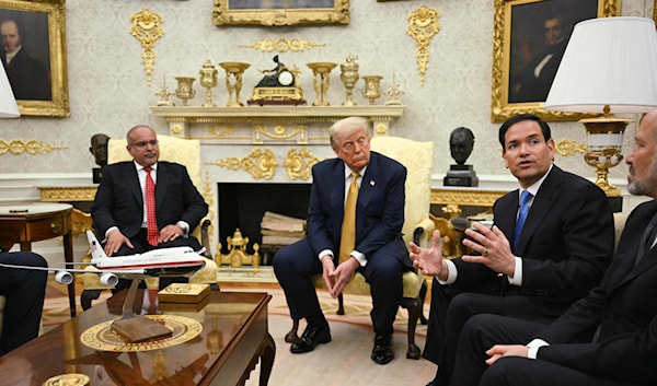 وزير الخارجية الأميركي، ماركو روبيو، متحدّثاً عن سوريا بحضور ترامب (أ ف ب)