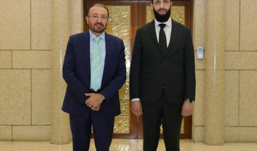 انتقد القاسم قوات حليفه الشرع.