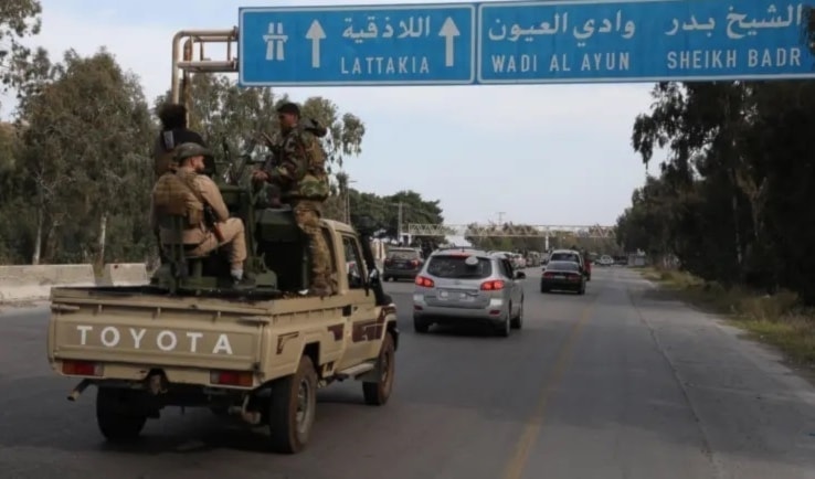 تحقيق «رويترز » كشف عن تسلسل أوامر في القيادة السورية أدت إلى تنفيذ المجازر في الساحل السوري وتورط فصائل مقاتلة منها «هيئة تحرير الشام » وتواطؤ أجهزة أمنية تابعة للحكومة السورية الجديدة.