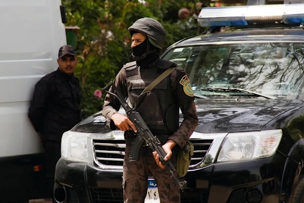 جاءت الضربة الأمنية، وفقاً للبيان، بعد رصد تحرك عنصر خطير من عناصر «حسم» (أ ف ب)