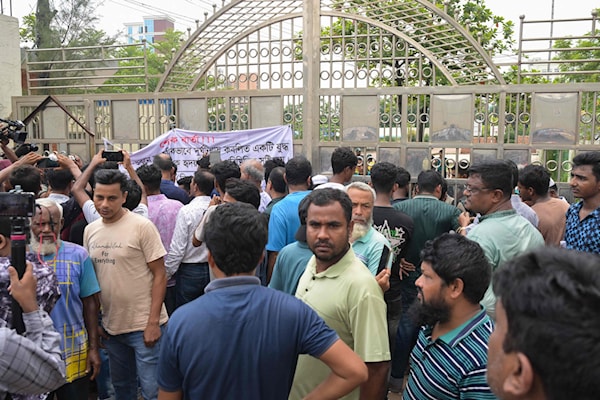 الهند ترحّل قسراً أكثر من 1500 مسلم إلى بنغلادش  (أ ف ب)