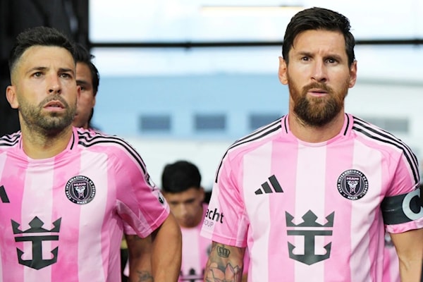 قالَ مصدر في الدوري إن إنتر ميامي أخطرَ المسؤولين الأربعاء بأن الثنائي لن يُشارك في الحدث.