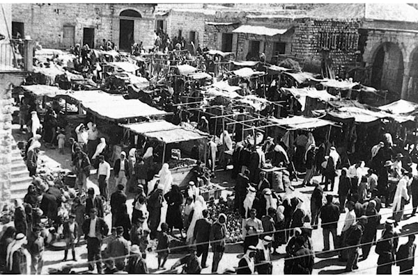 بقاء الأبنية التراثية يشير إلى استمرار الوجود الأصلي وشرعية الأرض (نبيل اسماعيل)
